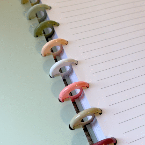 Resma de 500 hojas Rayadas A5 90gr - Encuadernacion