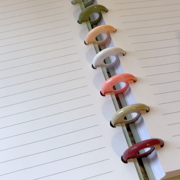 Resma de 500 hojas Rayadas A5 90gr - Encuadernacion